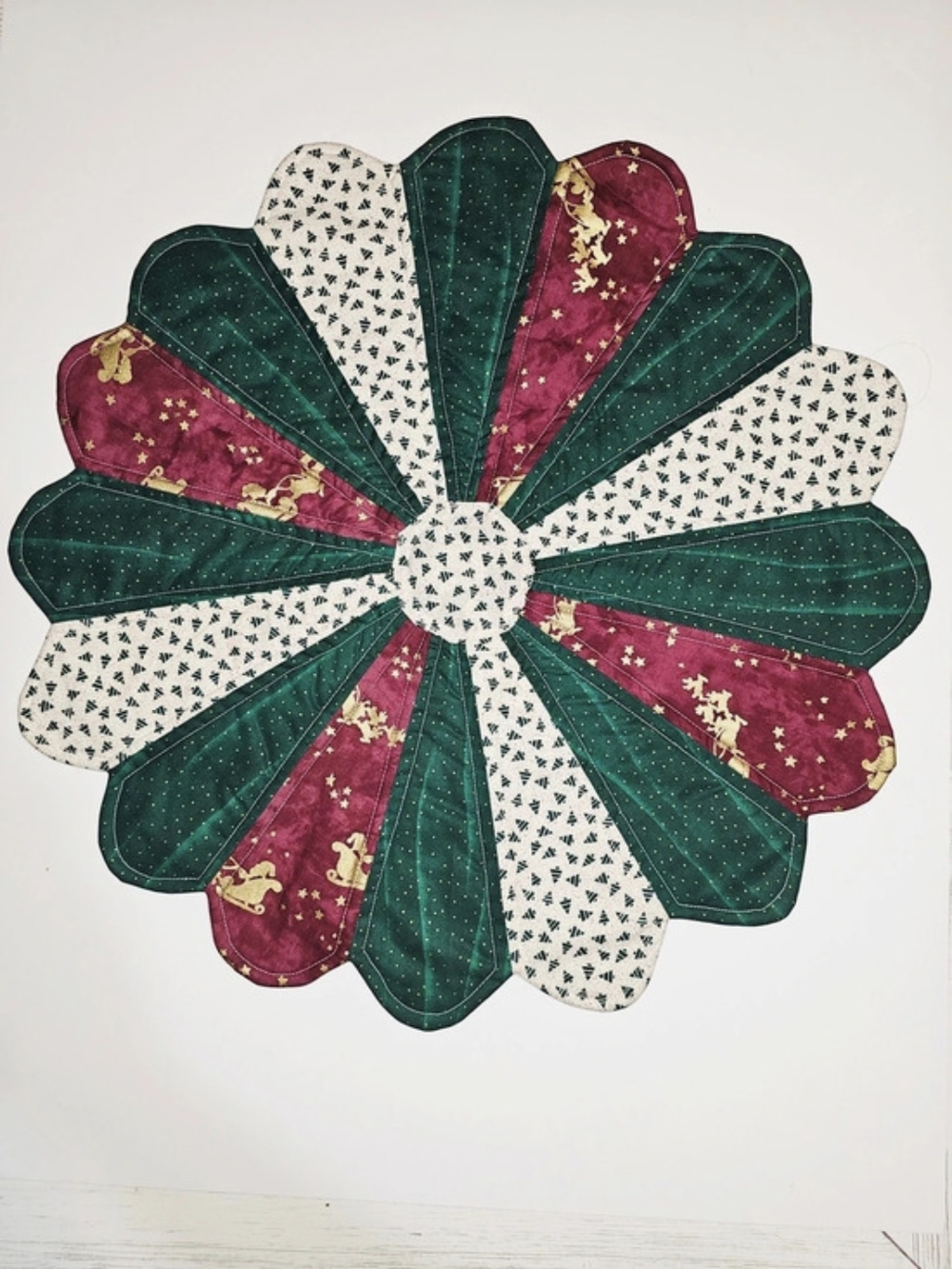 Quilted Holiday Table Topper~Christmas Trees And Reindeer Motif